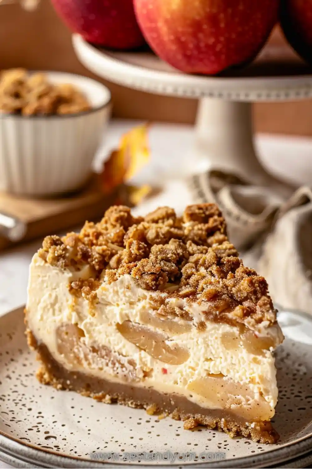 Apple Crumble Cheesecake