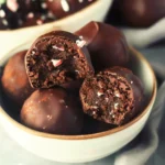 5-Ingredient Chocolate Peppermint Protein Balls